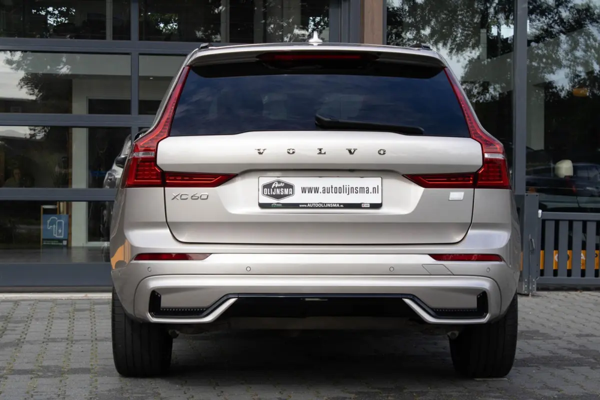 2.0 T6 Plug-in hybrid AWD Ultimate Bright|Massage|Stuur+stoelverwarming en ventilatie|360 Camera|Trekhaak|