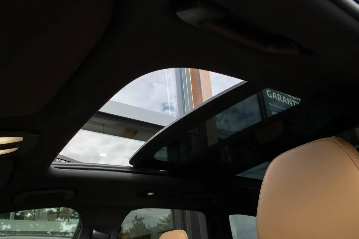 2.0 T6 Plug-in hybrid AWD Ultimate Bright|Massage|Stuur+stoelverwarming en ventilatie|360 Camera|Trekhaak|
