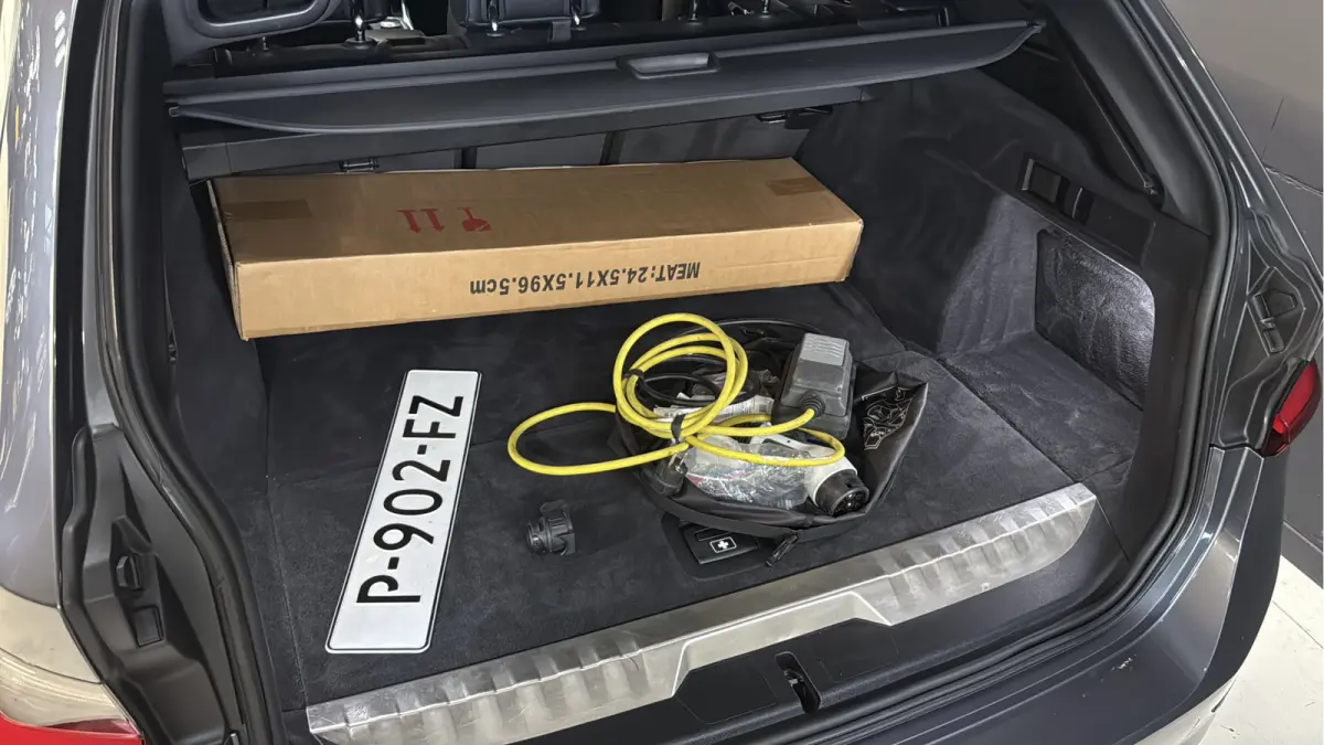 320e Business Edition Plus | Panoramadak | Wegkl. trekhaak | Vol leder