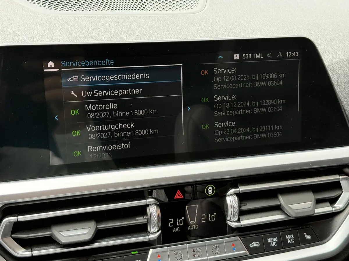 320e Business Edition Plus | Panoramadak | Wegkl. trekhaak | Vol leder