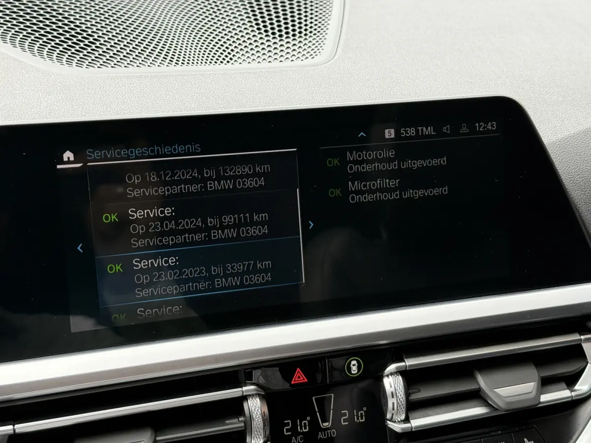 320e Business Edition Plus | Panoramadak | Wegkl. trekhaak | Vol leder