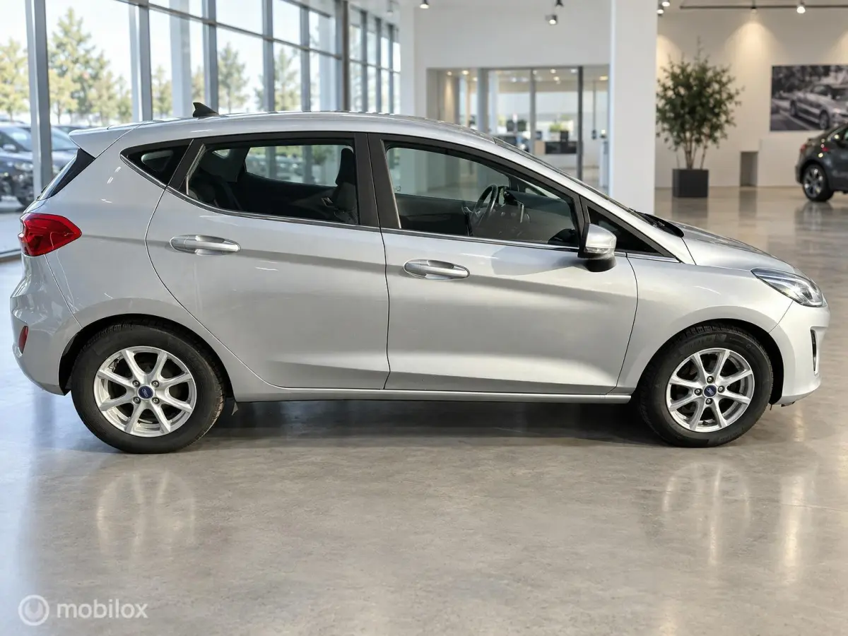 1.0 EcoBoost Titanium | 01/2021 | 128.775km | Zilver Metallic