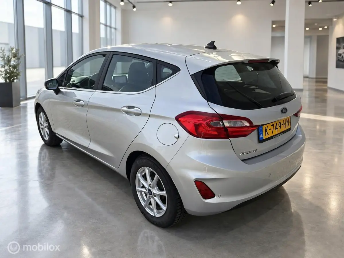 1.0 EcoBoost Titanium | 01/2021 | 128.775km | Zilver Metallic