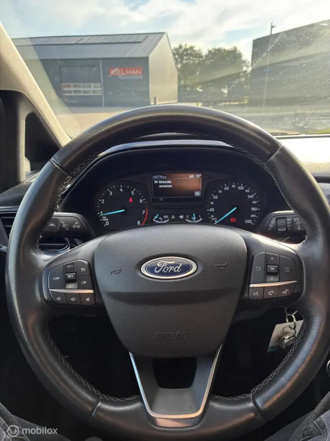 1.0 EcoBoost Titanium | 01/2021 | 128.775km | Zilver Metallic