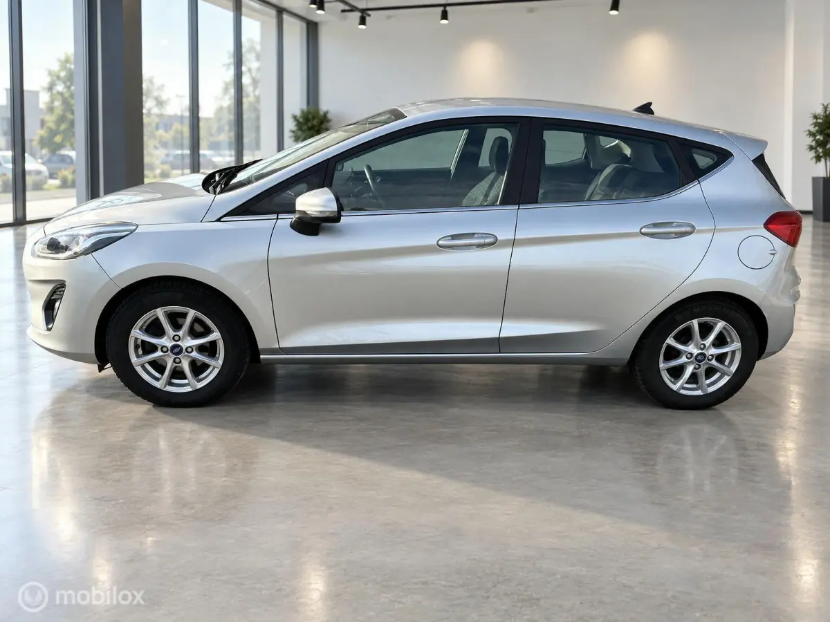 1.0 EcoBoost Titanium | 01/2021 | 128.775km | Zilver Metallic