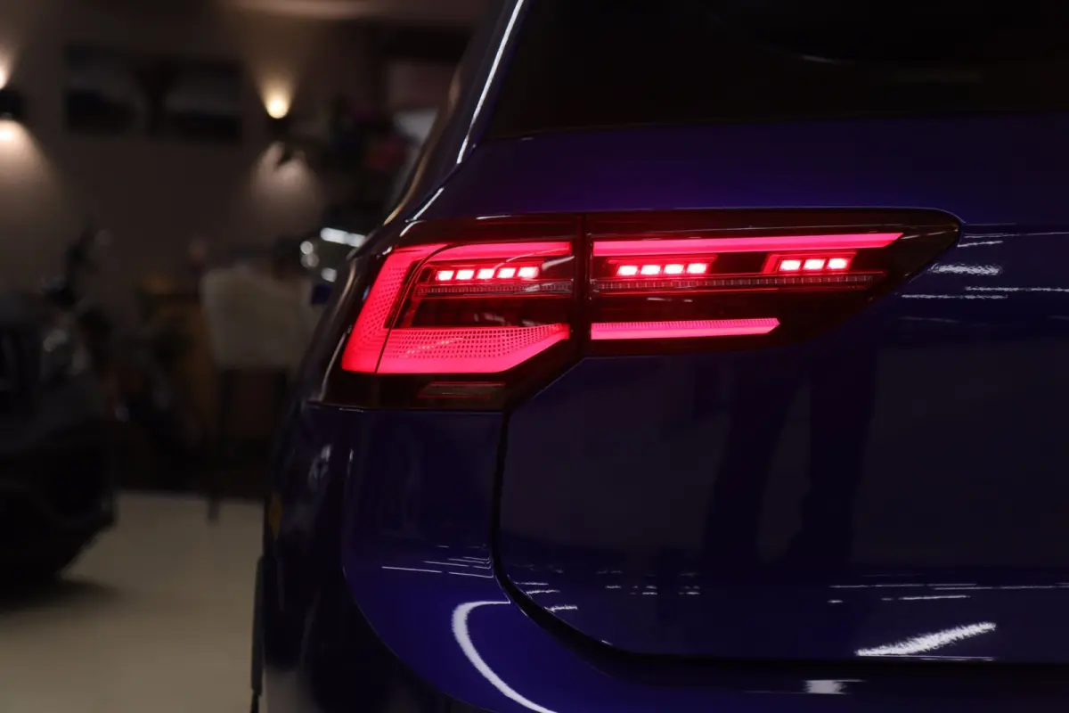 2.0 TSI R 4Motion AKRAP/PANO/HEADUP/IQ/H-K/BOMVOL