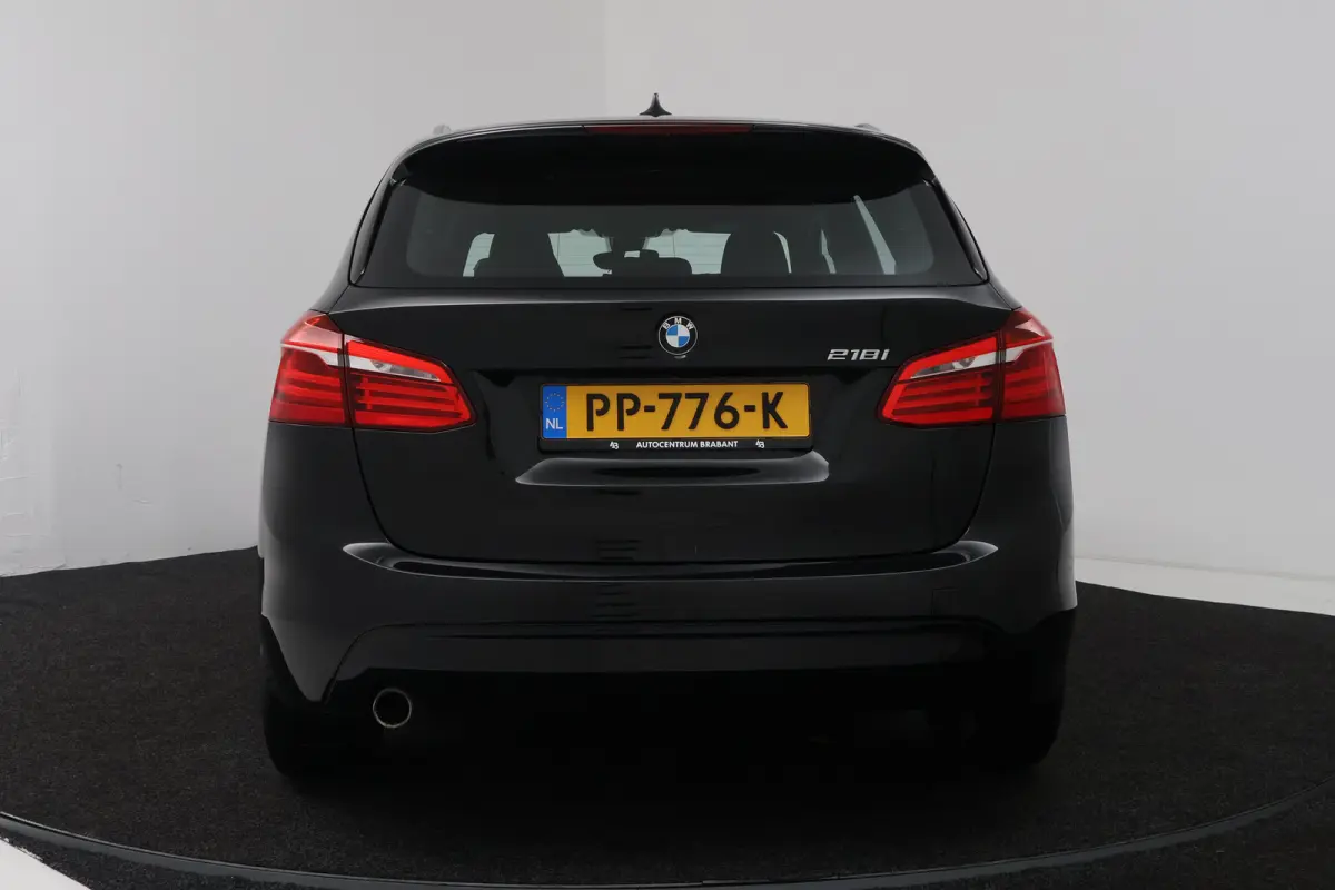 218i High Executive (NAVIGATIE, PARKEERSENSOREN, CRUISE CONTROL)
