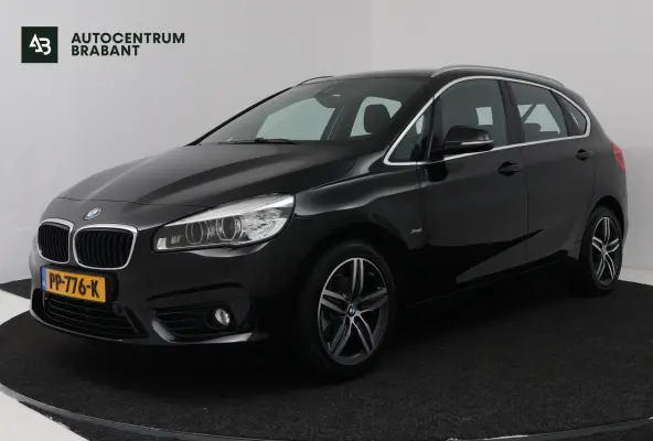 218i High Executive (NAVIGATIE, PARKEERSENSOREN, CRUISE CONTROL)