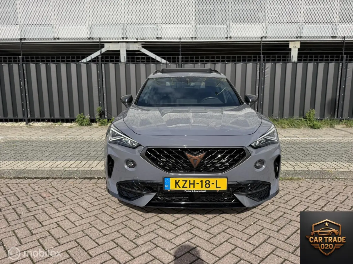 1.4 e-Hybrid VZ Performance PANO