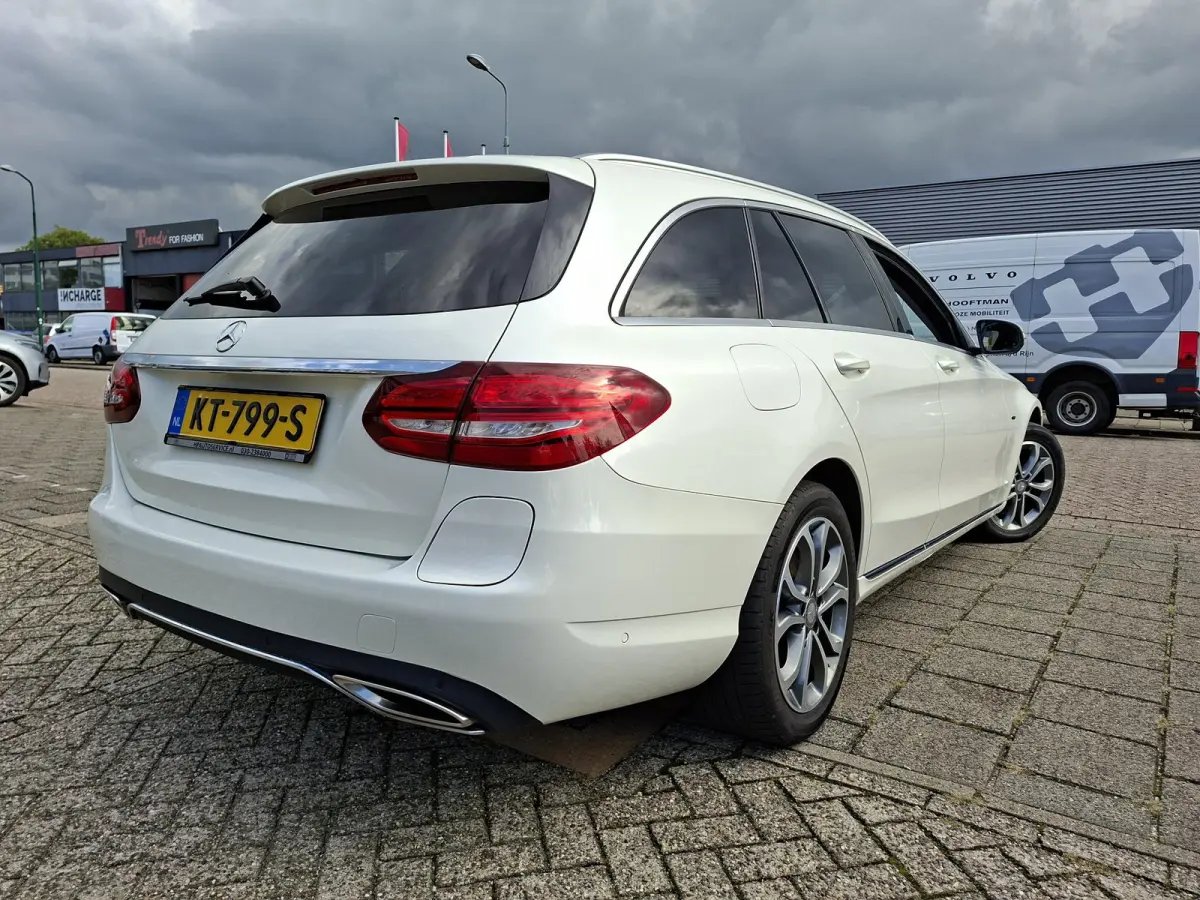 350 e PHEV Adaptive Cruise Dealer onderh. Lederen int. Camera Luchtvering org.NL auto