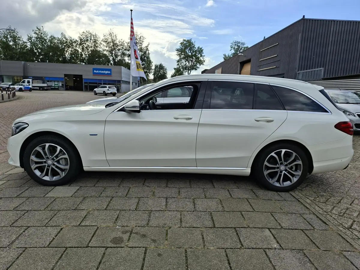 350 e PHEV Adaptive Cruise Dealer onderh. Lederen int. Camera Luchtvering org.NL auto