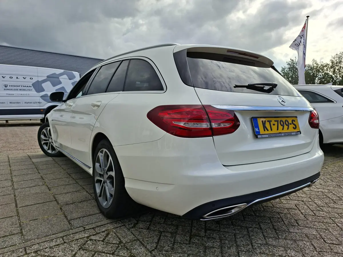 350 e PHEV Adaptive Cruise Dealer onderh. Lederen int. Camera Luchtvering org.NL auto