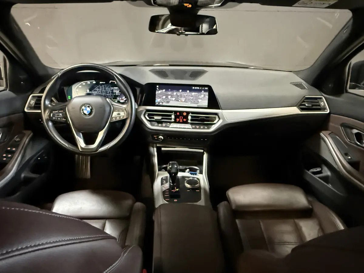 330e Business Edition Plus | Vol leder | Elektr. trekhaak | Harman/Kardon