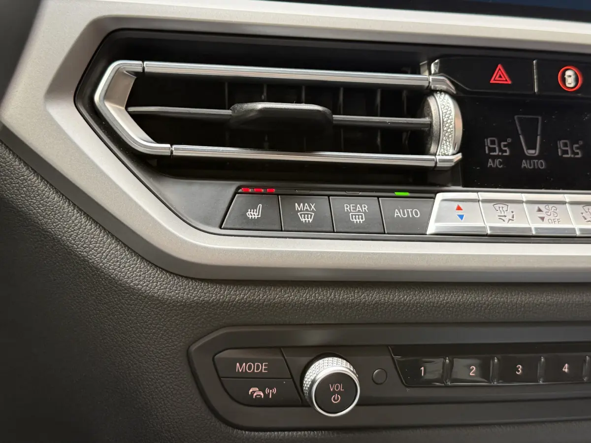 330e Business Edition Plus | Vol leder | Elektr. trekhaak | Harman/Kardon