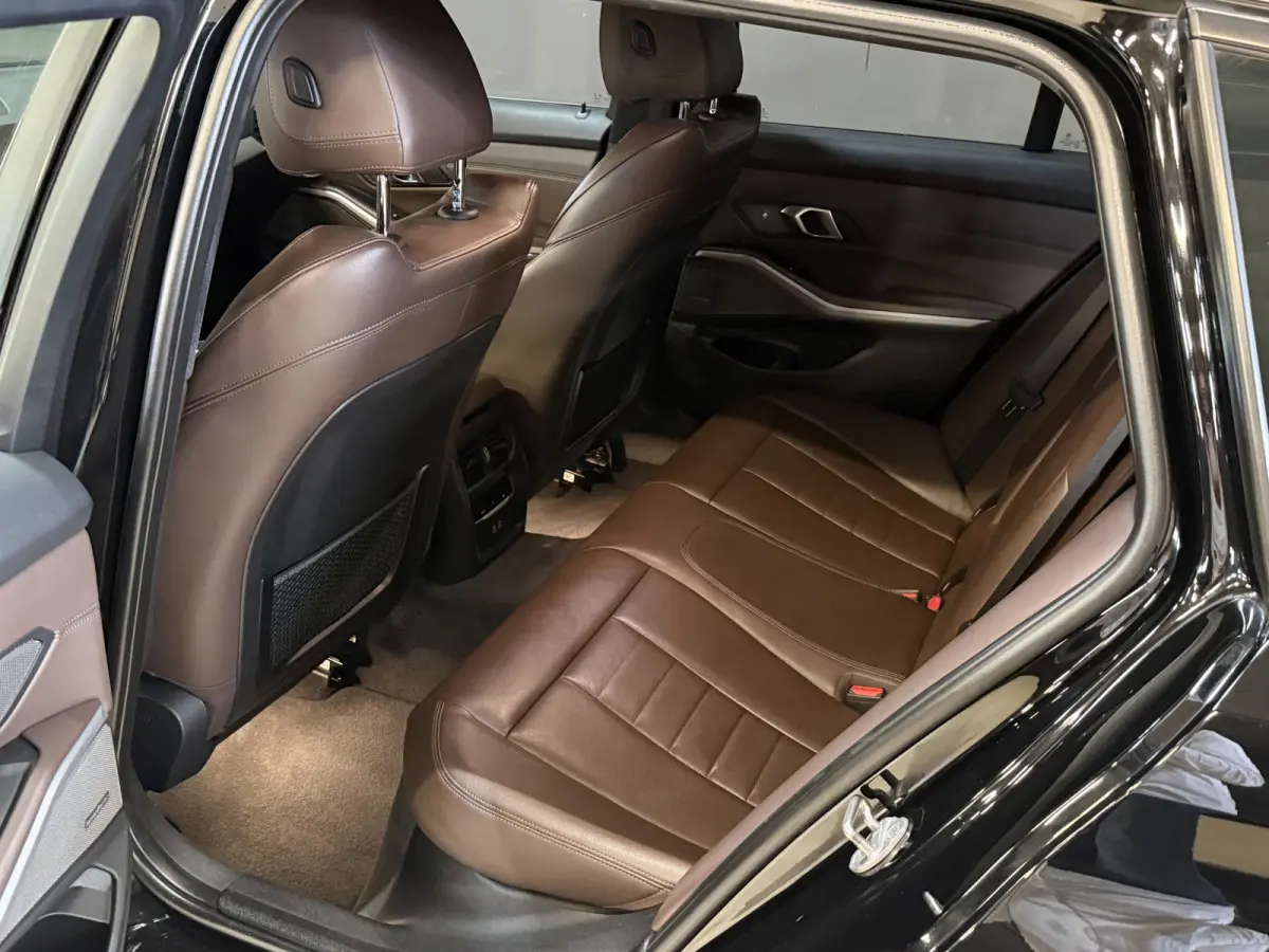 330e Business Edition Plus | Vol leder | Elektr. trekhaak | Harman/Kardon