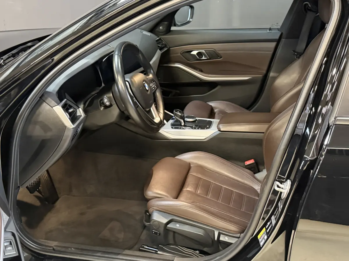 330e Business Edition Plus | Vol leder | Elektr. trekhaak | Harman/Kardon