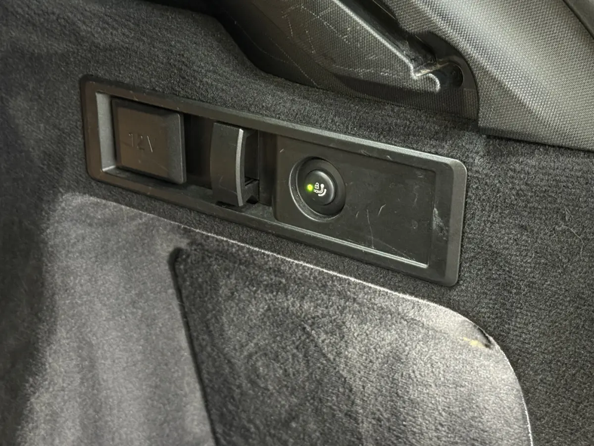 330e Business Edition Plus | Vol leder | Elektr. trekhaak | Harman/Kardon
