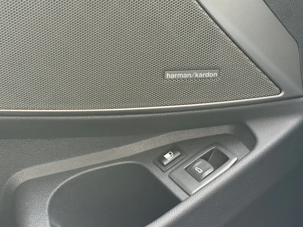 330e Business Edition Plus | Vol leder | Elektr. trekhaak | Harman/Kardon