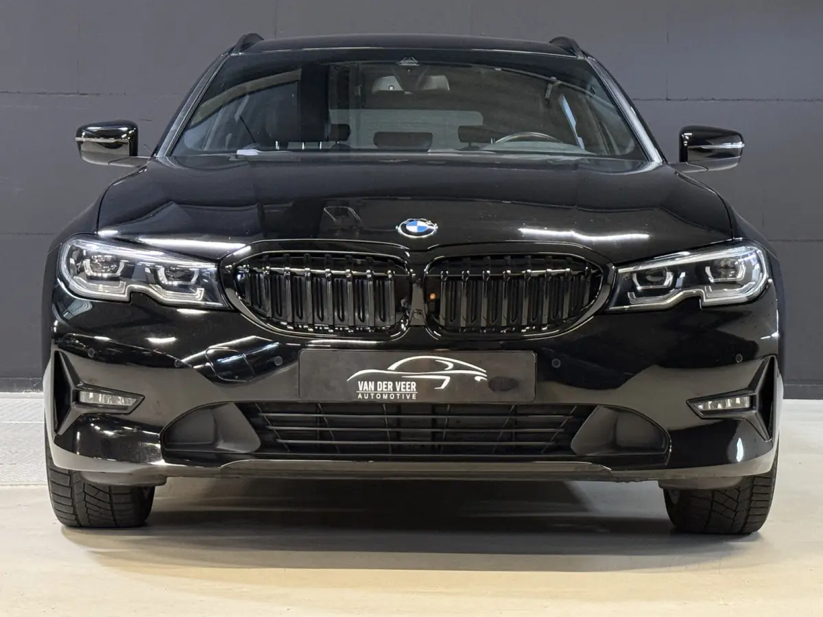 330e Business Edition Plus | Vol leder | Elektr. trekhaak | Harman/Kardon