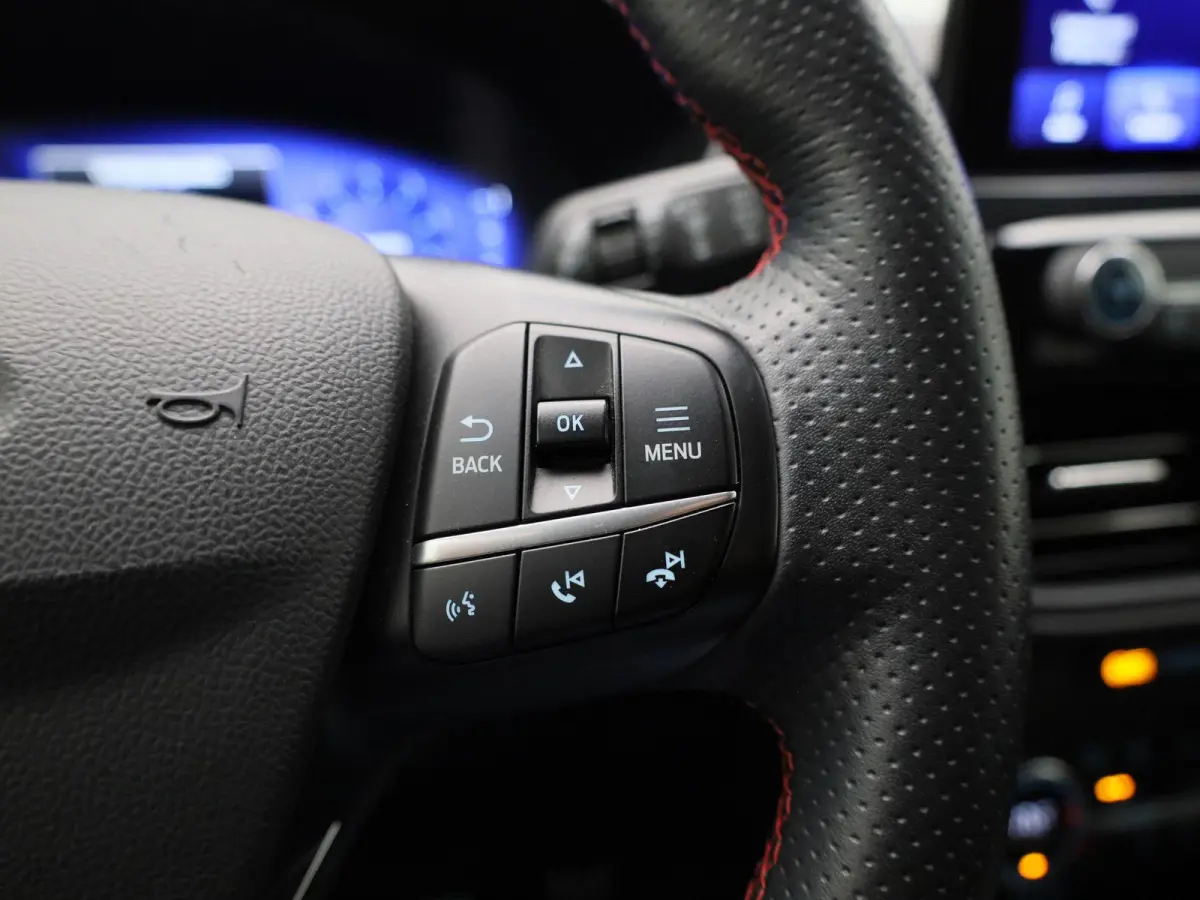 1.5 EcoBoost ST-Line X | Apple Carplay/Android Auto | B&o | Trekhaak | Achteruitrijcamera | Winterpakket |