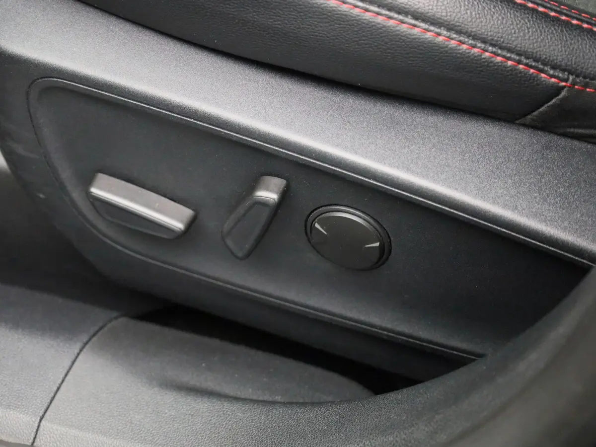 1.5 EcoBoost ST-Line X | Apple Carplay/Android Auto | B&o | Trekhaak | Achteruitrijcamera | Winterpakket |