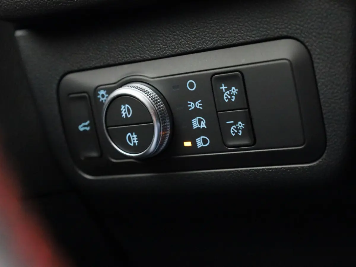 1.5 EcoBoost ST-Line X | Apple Carplay/Android Auto | B&o | Trekhaak | Achteruitrijcamera | Winterpakket |