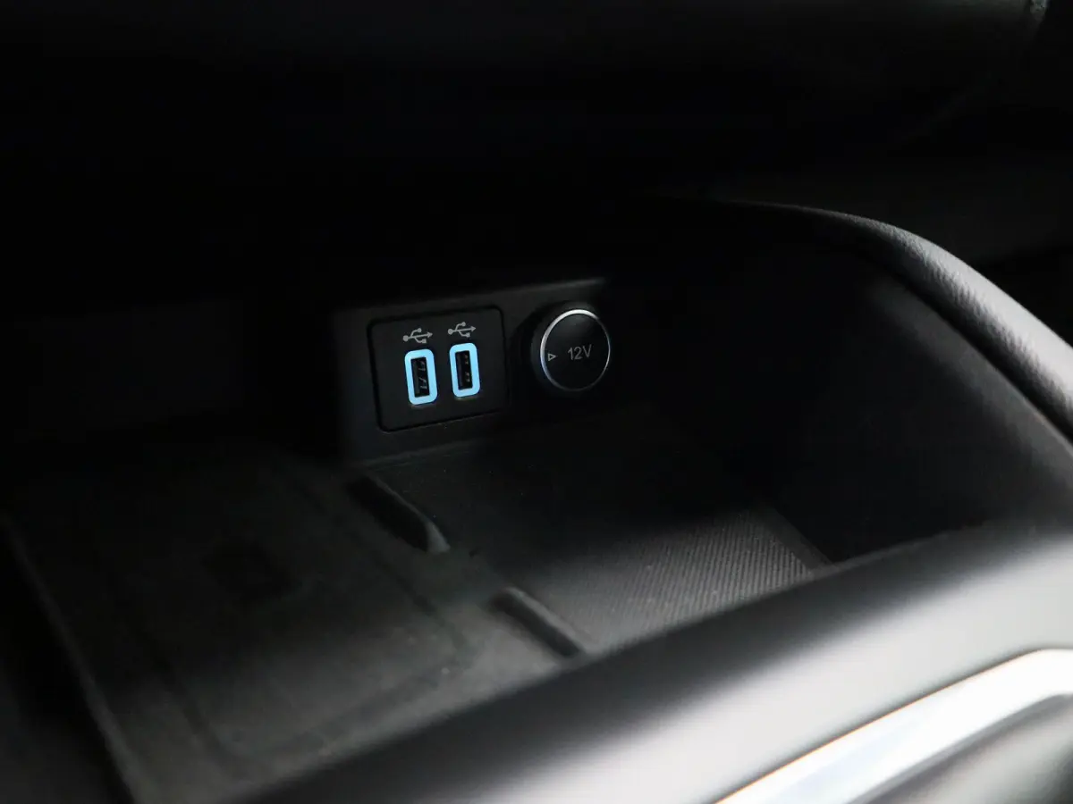 1.5 EcoBoost ST-Line X | Apple Carplay/Android Auto | B&o | Trekhaak | Achteruitrijcamera | Winterpakket |