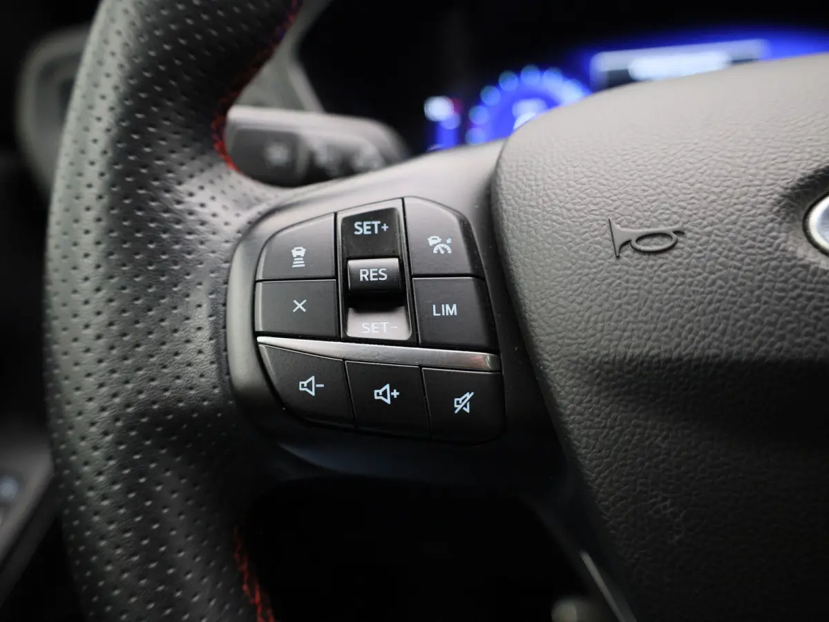 1.5 EcoBoost ST-Line X | Apple Carplay/Android Auto | B&o | Trekhaak | Achteruitrijcamera | Winterpakket |