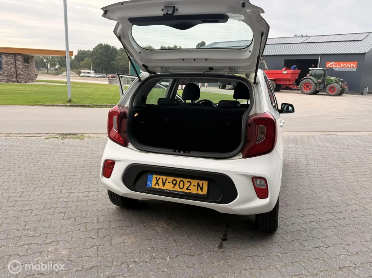1.0 MPi EconomyLine | 04/2019 | 106.796km | Wit | 5-deurs