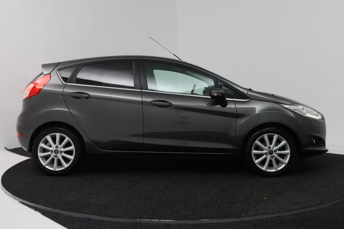 1.0 EcoBoost Candy Blue Edition (CRUISE CONTROL, PARKEERSENSOREN, AIRCO)