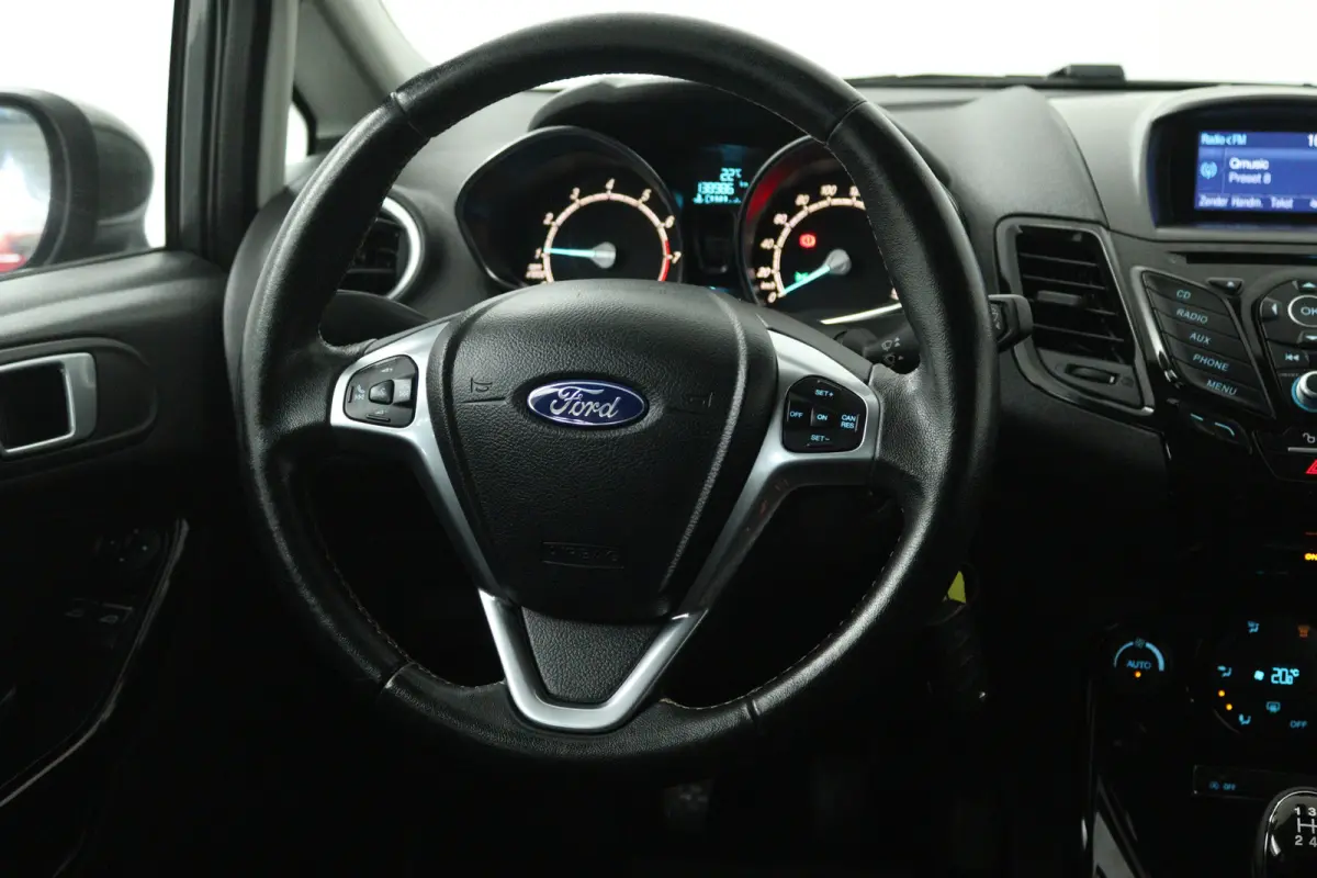 1.0 EcoBoost Candy Blue Edition (CRUISE CONTROL, PARKEERSENSOREN, AIRCO)