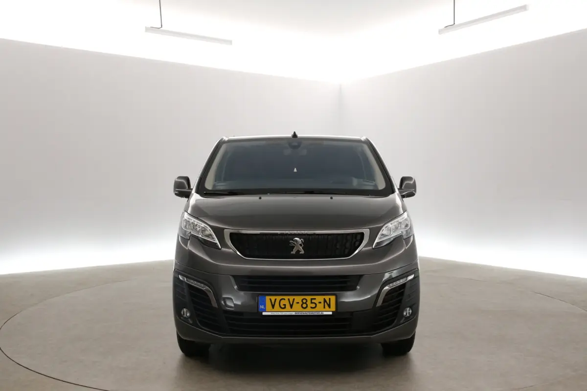 2.0 BlueHDI L2H1 | Automaat | Airco | Camera | Cruise | Carplay |  HUD | 3 Zits | Trekhaak | Parkeersens.