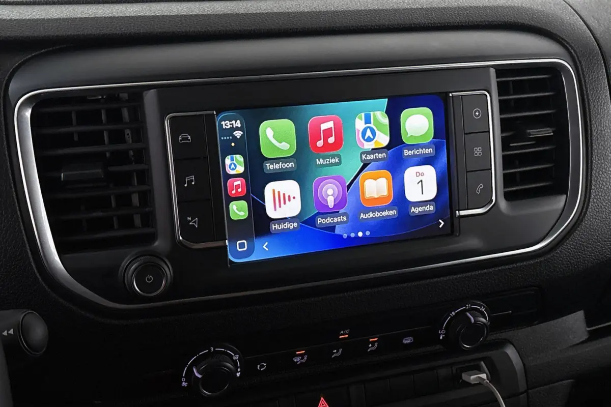 Electric L3 75 kWh SOH 96% Navi Apple CarPlay 17"