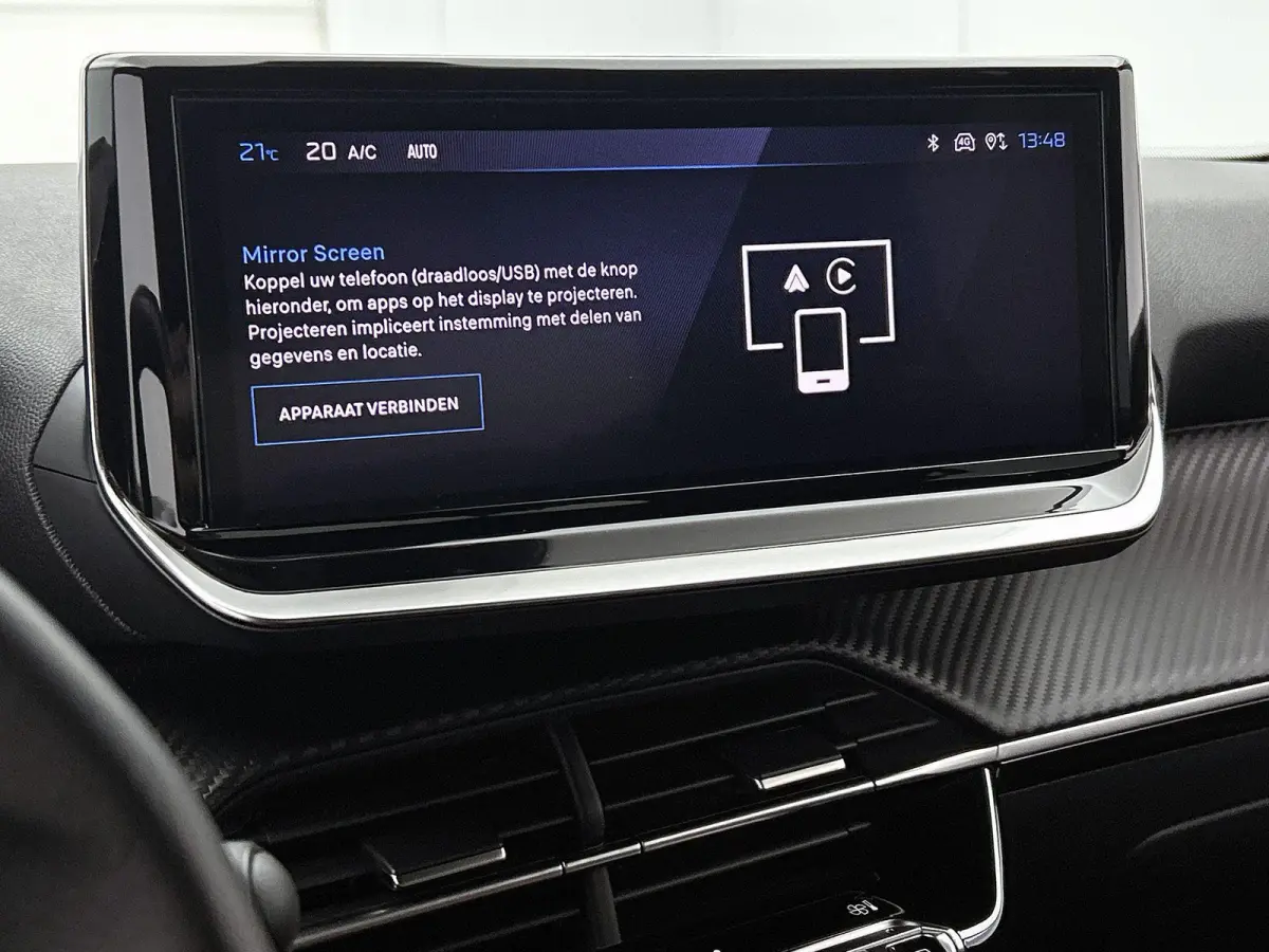 SUV Allure 100pk | Navigatie | Achteruitrijcamera | Climate Control | Cruise Control | Parkeersensoren v+a | Armsteun | Digitaal instrumentenpaneel | Draadloze Apple Carplay / Android Auto |