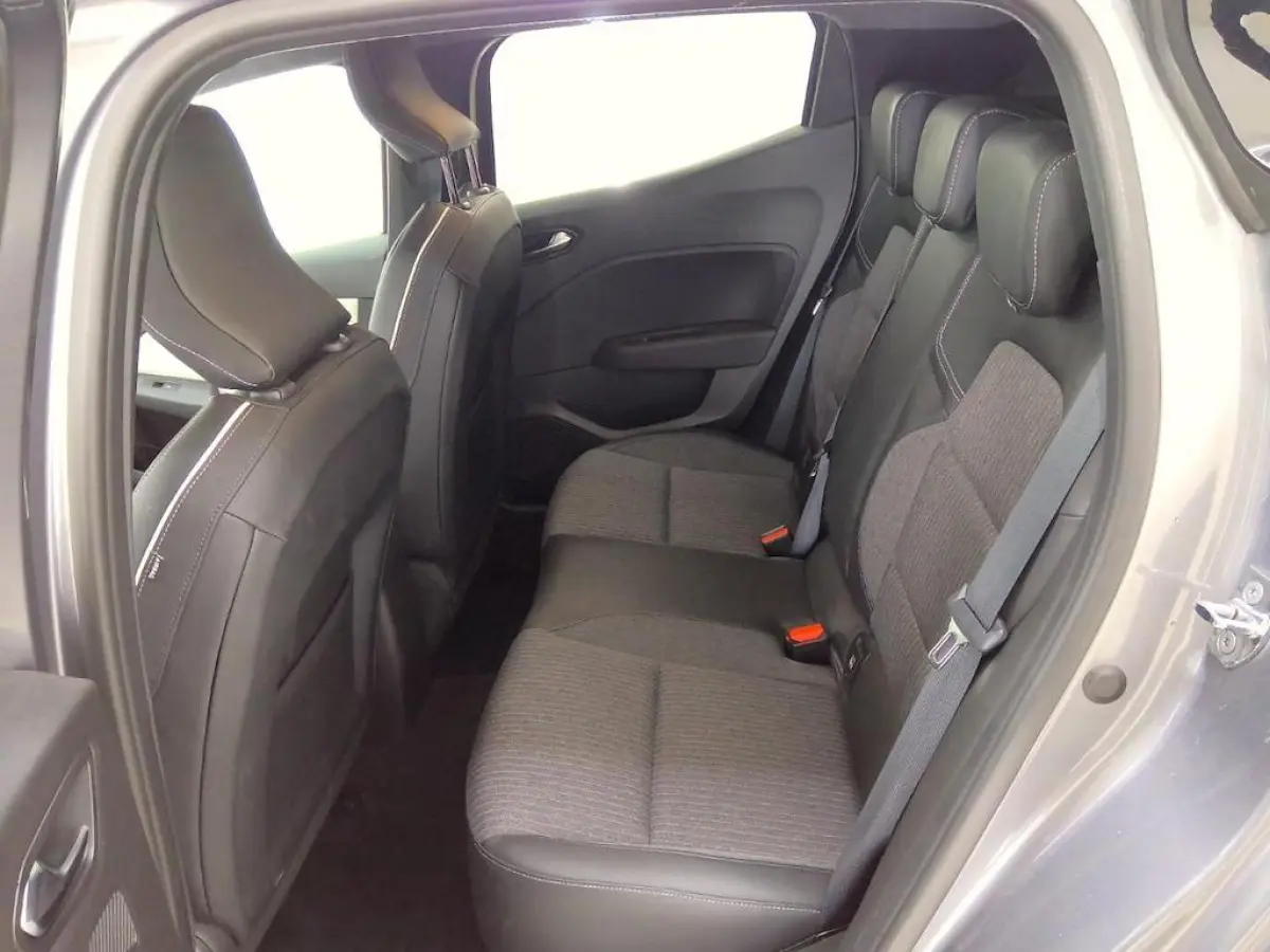 1.0 TCe 90 TECHNO I APPLE CARPLAY I KEYLESS ENTRY I V/D EERSTE EIGENAAR I ALL-IN PRIJS