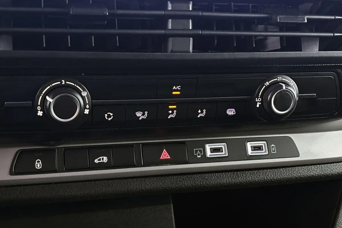 1.5 Diesel 120 S&S L2 Facelift Camera Apple CarPlay Tweezitsbank