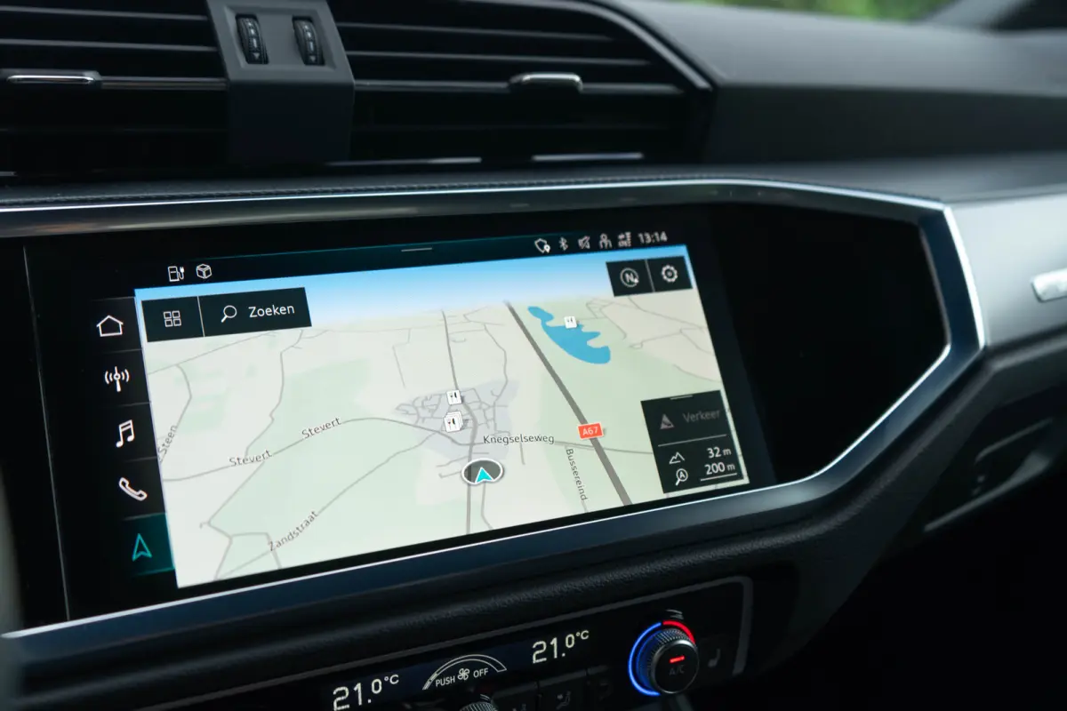 45 TFSI e S-Line / Full LED/ Camera/ 20 Inch/ Leder Alcantara/ 180kW