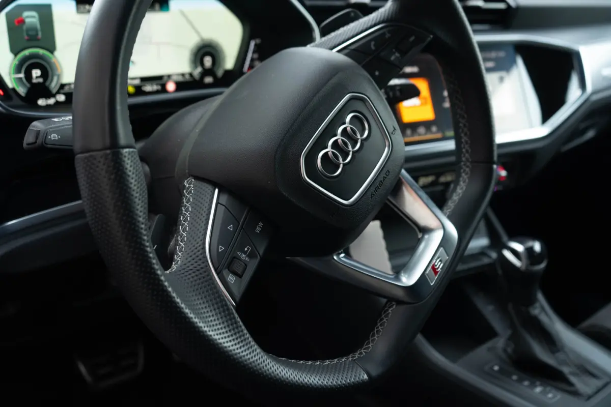 45 TFSI e S-Line / Full LED/ Camera/ 20 Inch/ Leder Alcantara/ 180kW