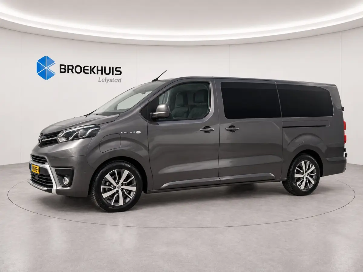 Electric 75KWH EXTRA RANGE INNOVATOR / NAVI / LEDER / CLIMA / KEYLESS / CAMERA / APPLE CARPLAY / WINTERPAKKET / 17" LMV / HUD / 1E EIGENAAR !!