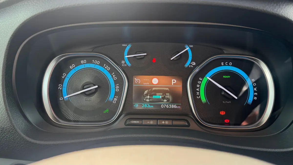 Electric 75KWH EXTRA RANGE INNOVATOR / NAVI / LEDER / CLIMA / KEYLESS / CAMERA / APPLE CARPLAY / WINTERPAKKET / 17" LMV / HUD / 1E EIGENAAR !!