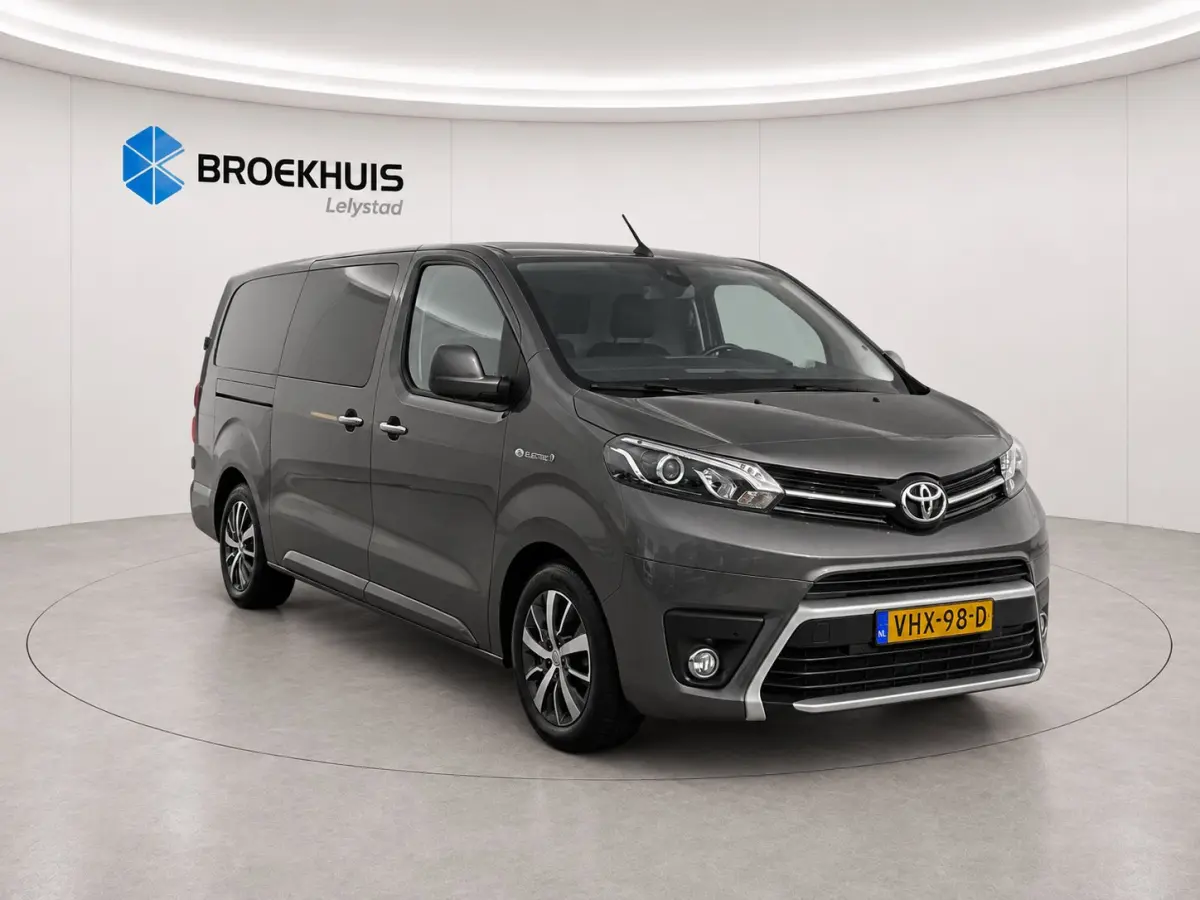 Electric 75KWH EXTRA RANGE INNOVATOR / NAVI / LEDER / CLIMA / KEYLESS / CAMERA / APPLE CARPLAY / WINTERPAKKET / 17" LMV / HUD / 1E EIGENAAR !!