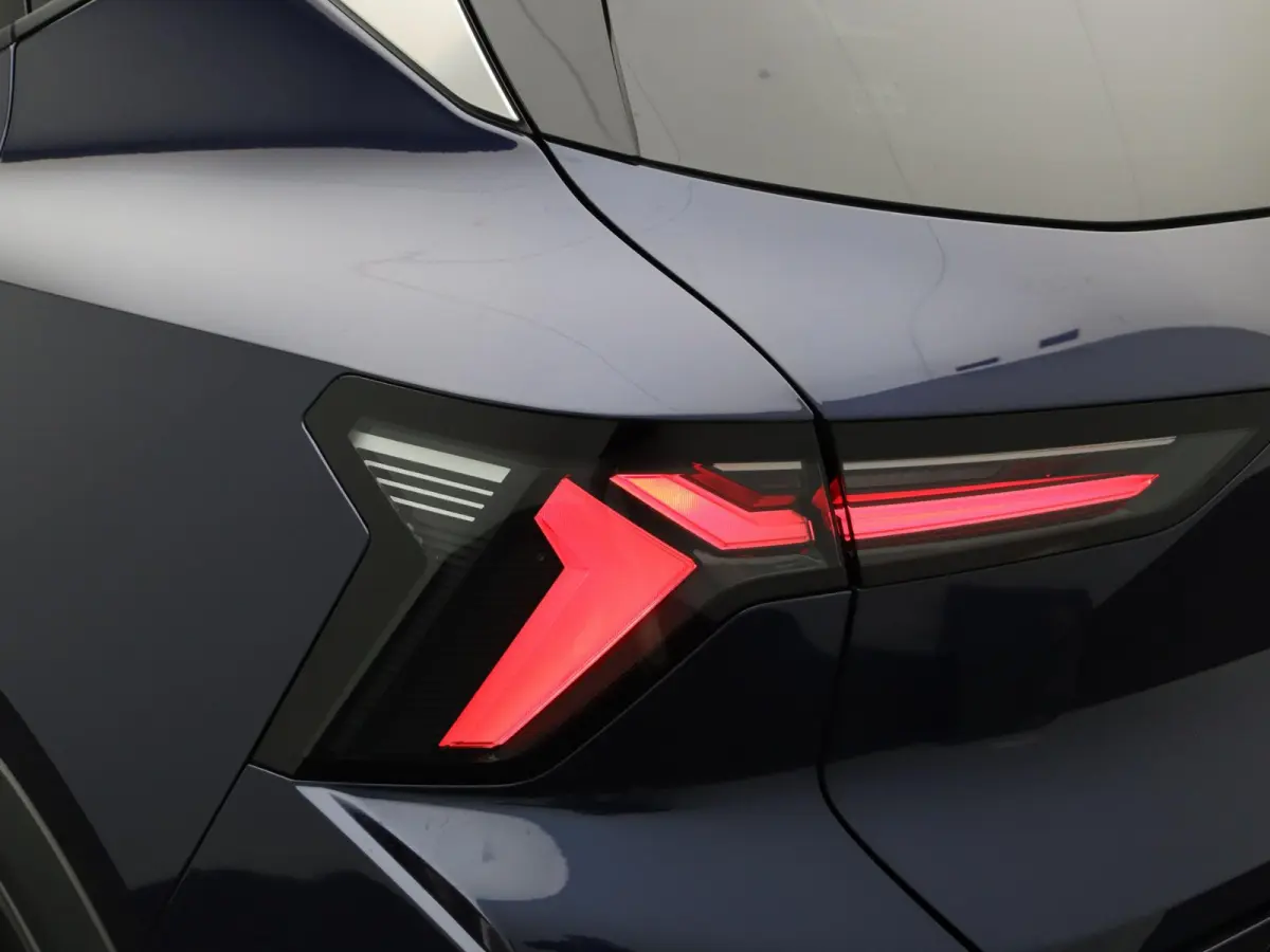 EV87 long range techno | Vijf jaar garantie | Active driver assist | Harman Kardon | Panoramisch dak |