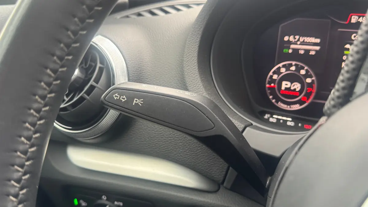 35 TFSI COD 150PK ADVANCE SPORT S-LINE AUTOMAAT / NAVI / LEDER / CLIMA / FULL-LED / PDC / KEYLESS / 19" LMV / 2X S-LINE / PANO. DAK / ORG. NL. / CRUISECONTROL  !!