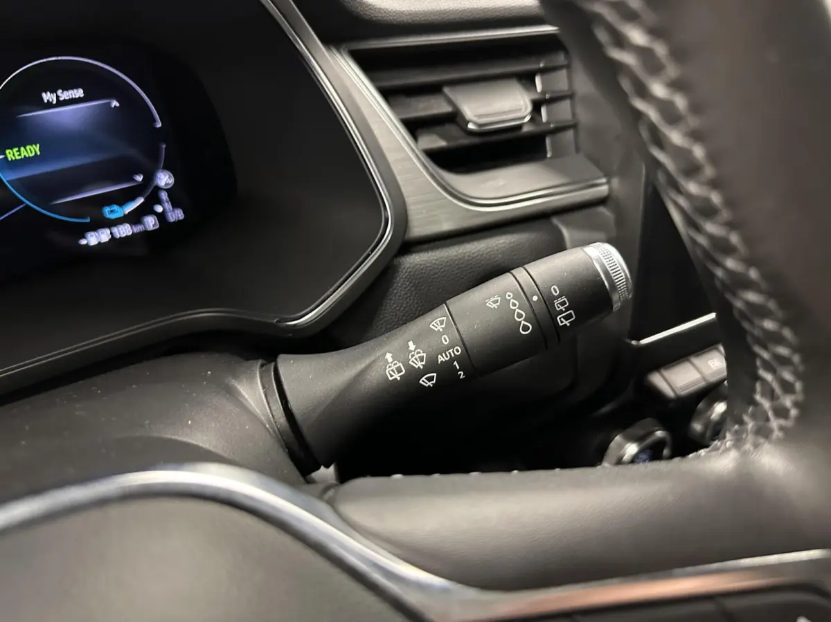 1.6 E-Tech Plug-in Hybrid 160 Intens NAVI CAMERA CARPLAY CRUISE.