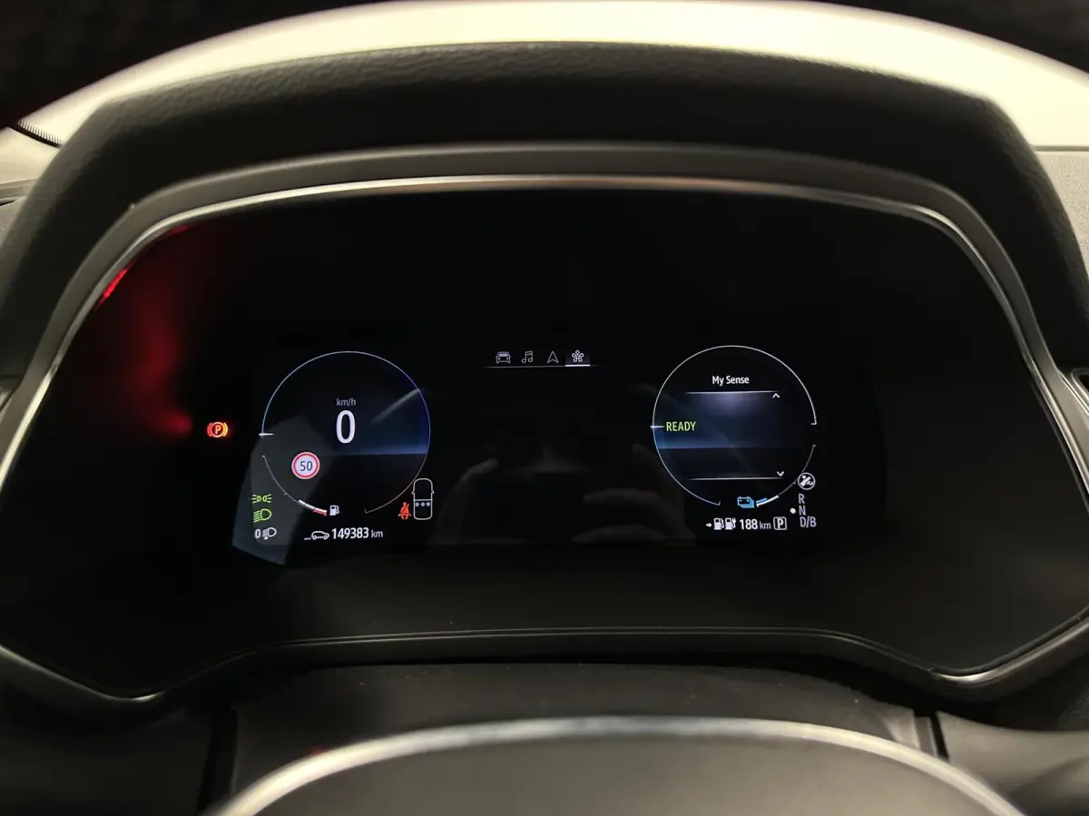 1.6 E-Tech Plug-in Hybrid 160 Intens NAVI CAMERA CARPLAY CRUISE.