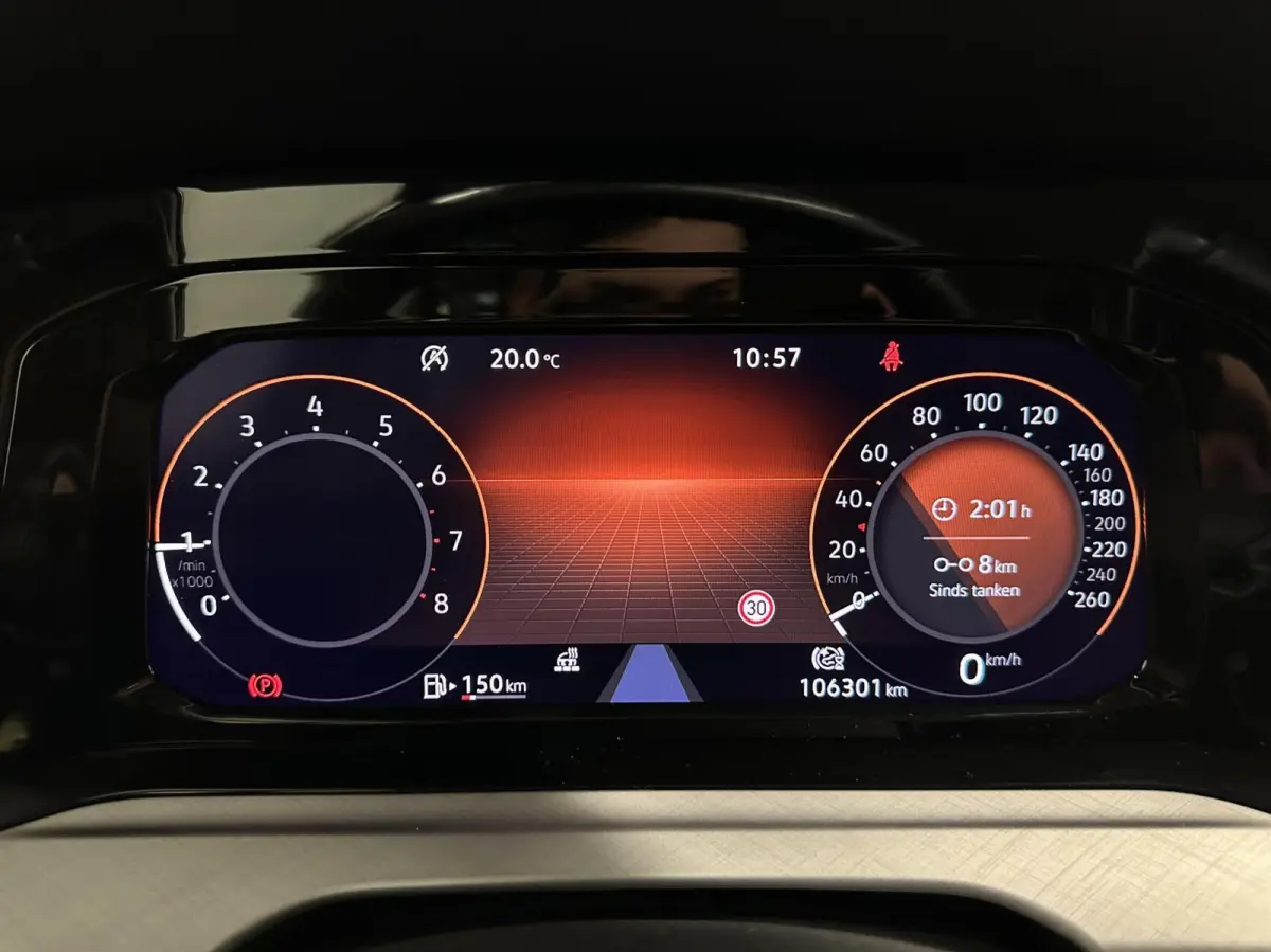1.0 TSI Life Business TREKHAAK CARPLAY NAVI ADAPTIEF CRUISE.