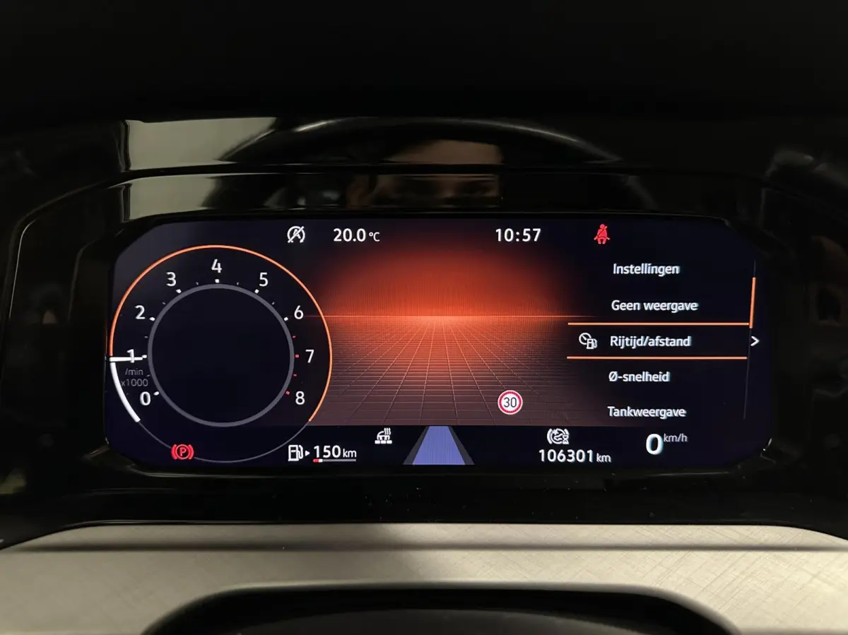 1.0 TSI Life Business TREKHAAK CARPLAY NAVI ADAPTIEF CRUISE.