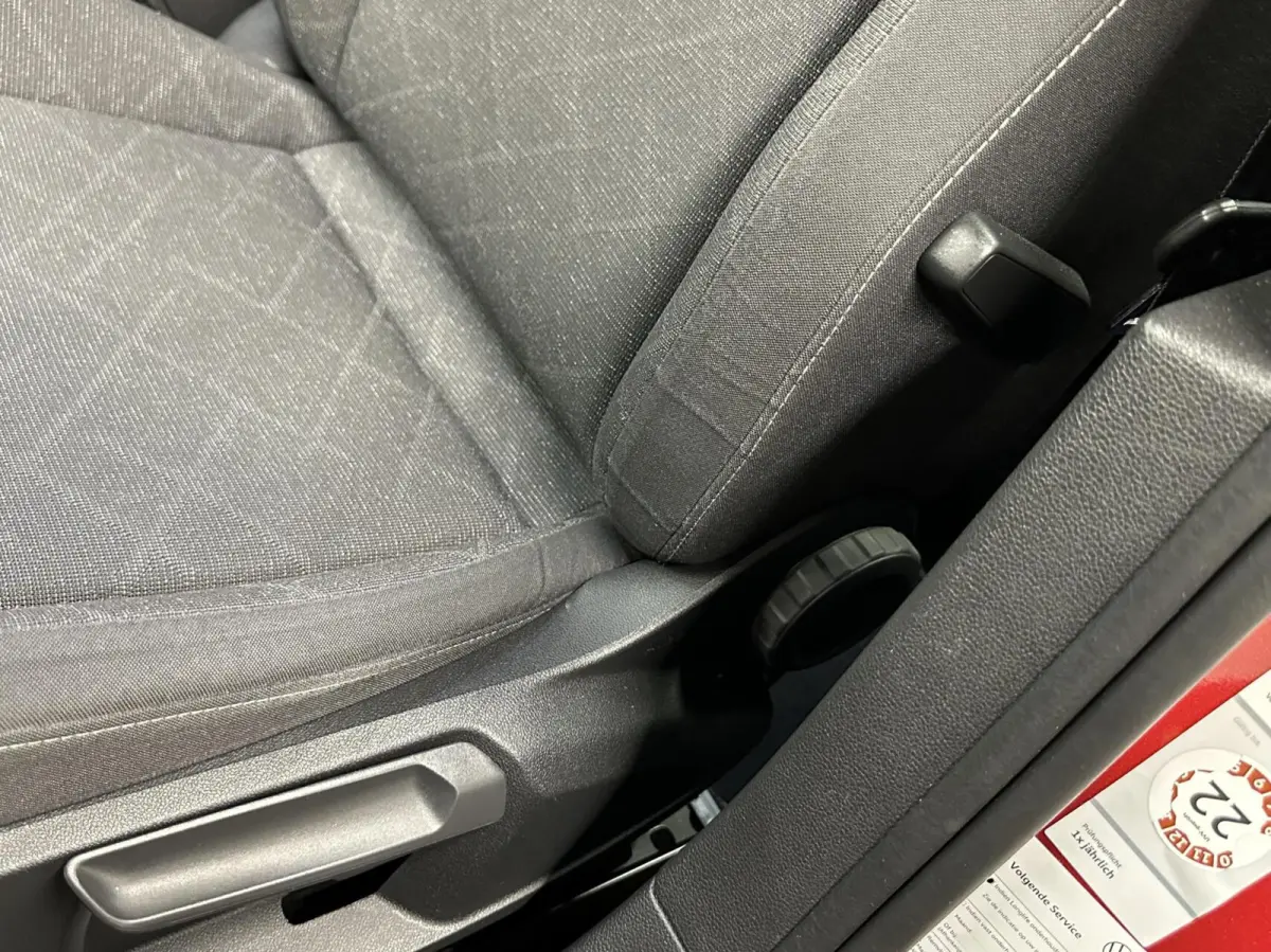 1.0 TSI Life Business TREKHAAK CARPLAY NAVI ADAPTIEF CRUISE.