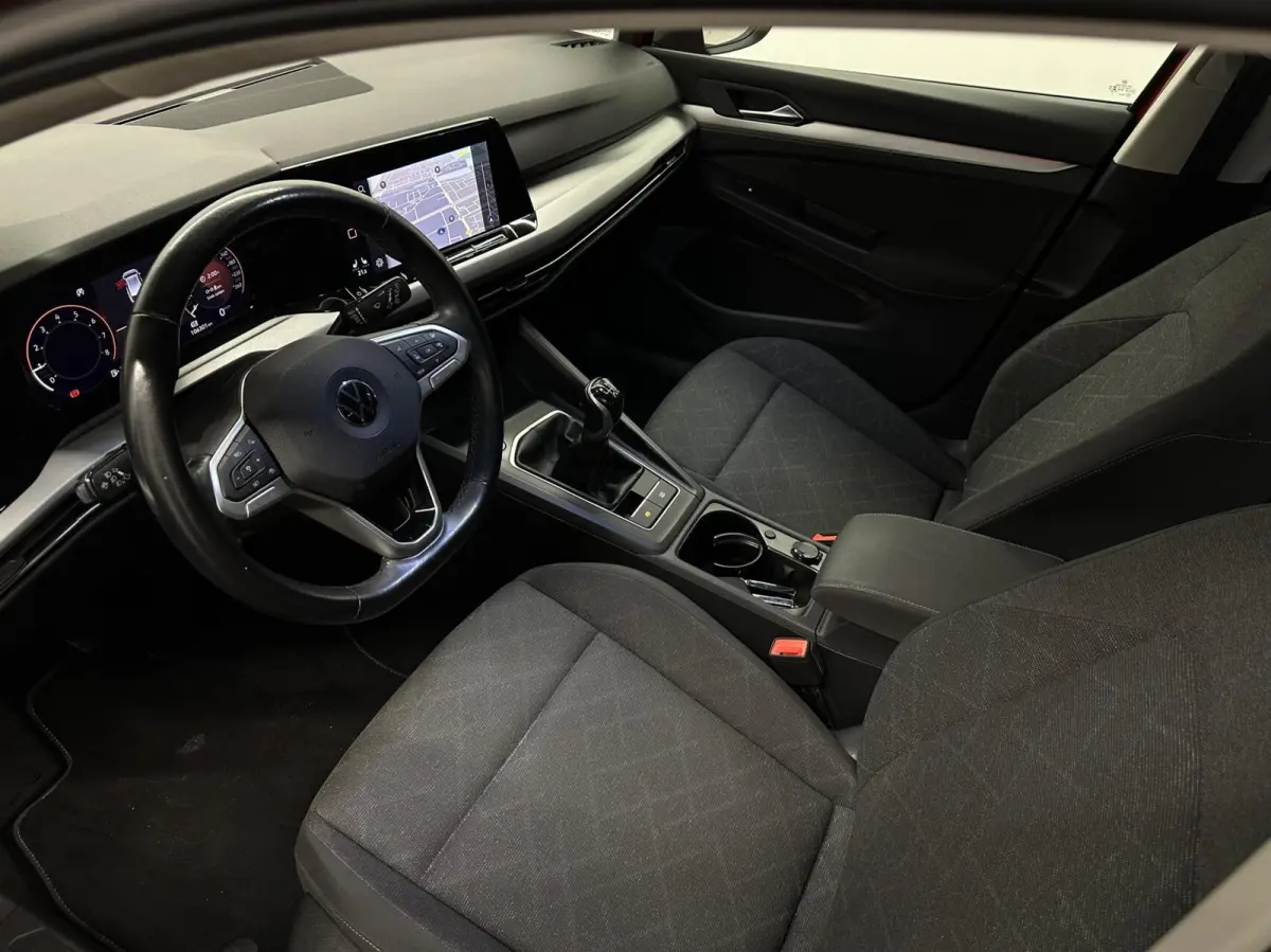 1.0 TSI Life Business TREKHAAK CARPLAY NAVI ADAPTIEF CRUISE.