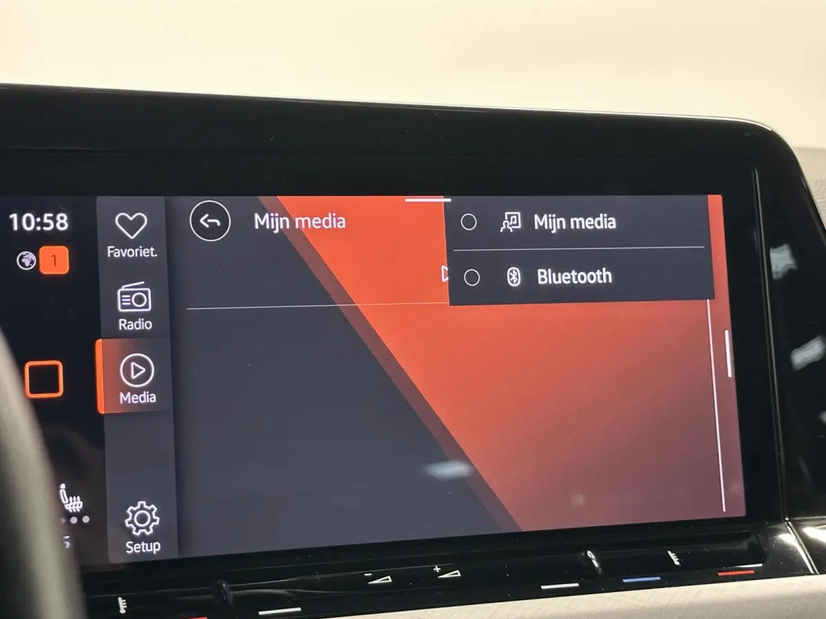 1.0 TSI Life Business TREKHAAK CARPLAY NAVI ADAPTIEF CRUISE.